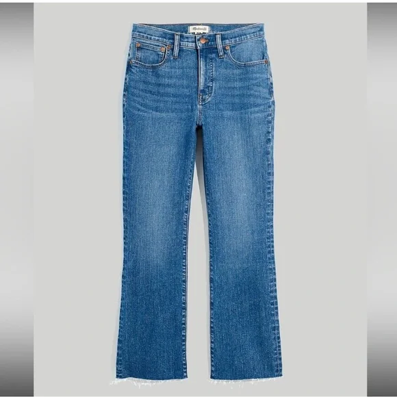 EUC! Madewell Worn Once!! Mid Rise Kick Out Jeans - Picture 4 of 8